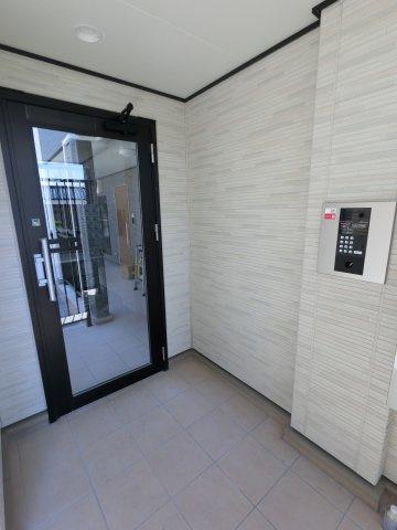 【エントランス】