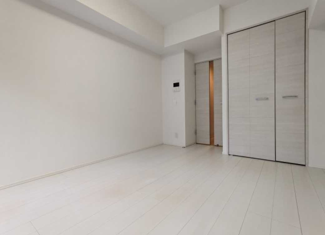 レスティア三軒茶屋　分譲賃貸　ペット相談　ネット0の居間・リビング