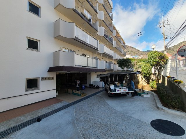 ハイツ六甲のエントランス