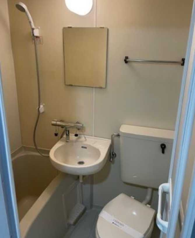 パークサイドフラット三茶　陽当たり良好　室内洗濯機置場　宅配ボックスの浴室