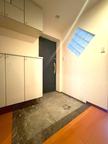 ダイアパレスザ・ワンハンドレッドシティ旭ヶ丘の玄関