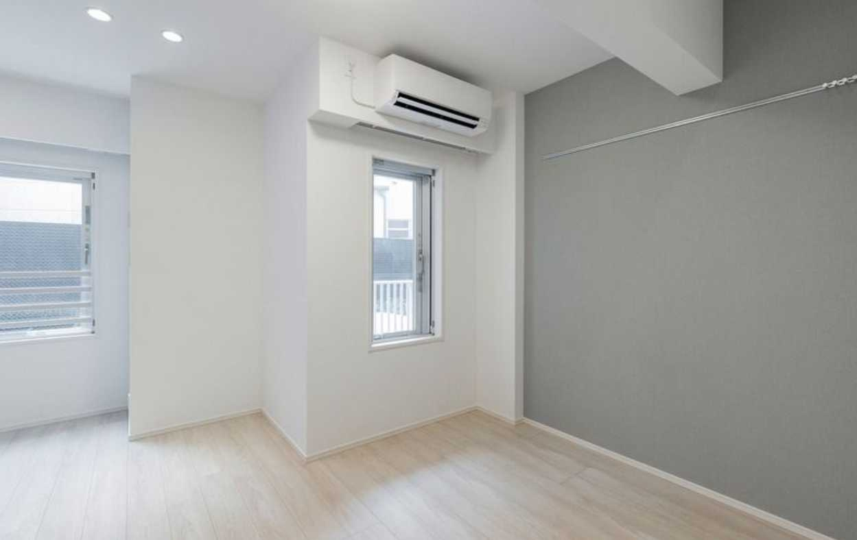 アジールコート三宿テラス　礼金0　ペット相談　新築の居間・リビング