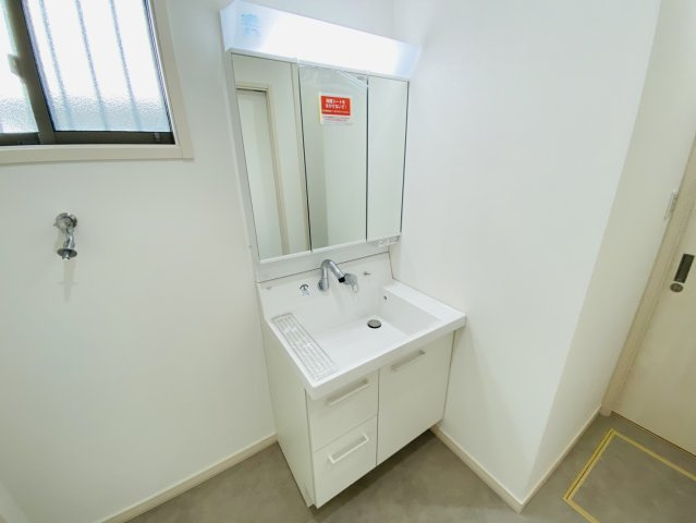 瑞穂市　別府（穂積駅） 2階建の独立洗面台