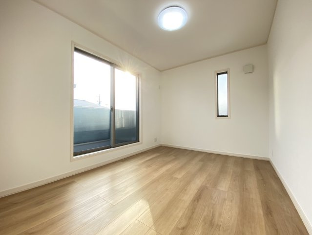 瑞穂市　別府（穂積駅） 2階建の洋室|2階洋室