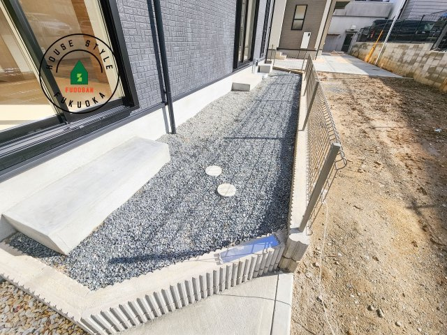 福岡市城南区東油山2丁目第1-2棟（1号棟）の庭|お庭で自由な時間を過ごせます。