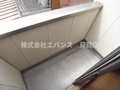 【バルコニー】 | レジデンス・テラ | お洗濯にも便利なバルコニー付き