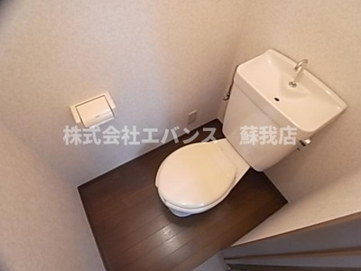 【トイレ】 | ラインビル港町 | シンプルで使いやすいトイレです