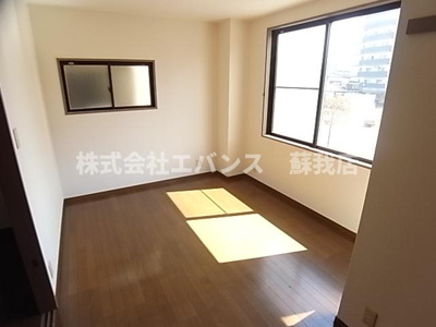 【洋室】 | ラインビル港町 | スタンダードな洋室です