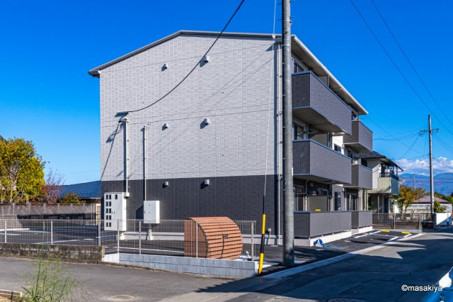 レジェーロ稲葉