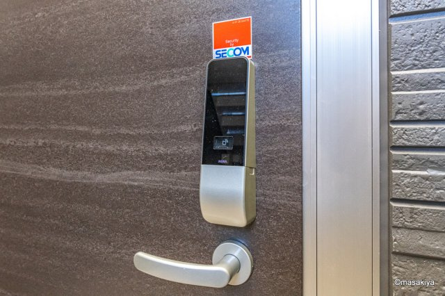 レジェーロ稲葉のエントランス