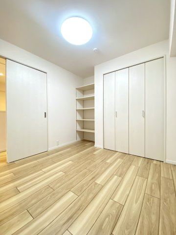 ファミール月寒の洋室