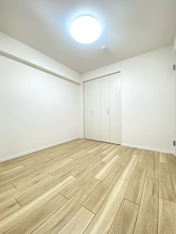 ファミール月寒の洋室