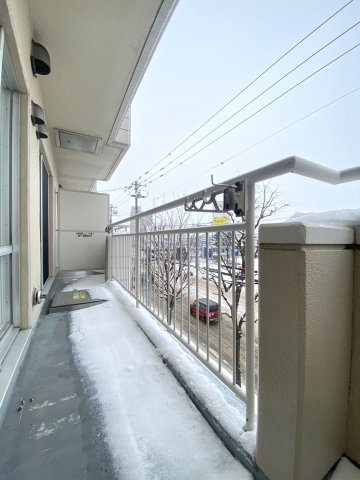 ファミール月寒のバルコニー