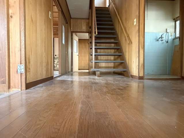 生駒市小平尾町戸建ての玄関