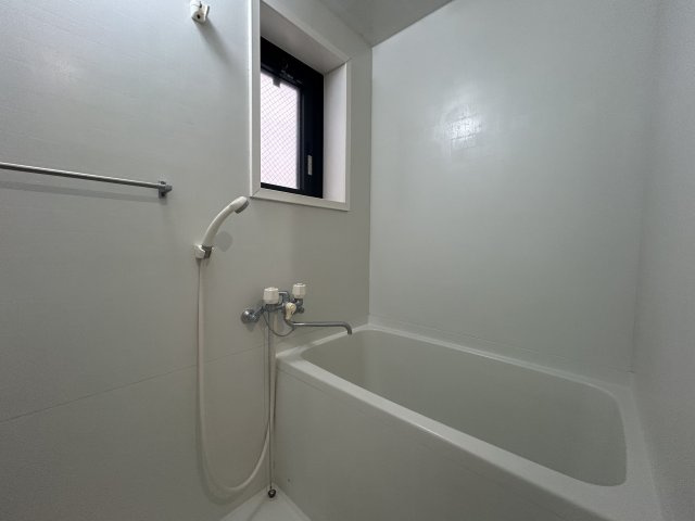 ボヌール天神東の浴室