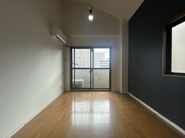 ボヌール天神東の居間・リビング