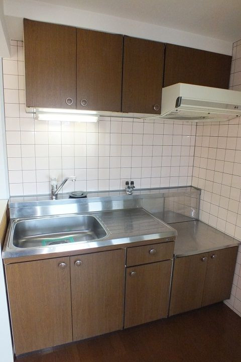 セルフィーユ今川のキッチン