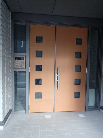 ヴィラージュ　ドゥ　ノールのエントランス