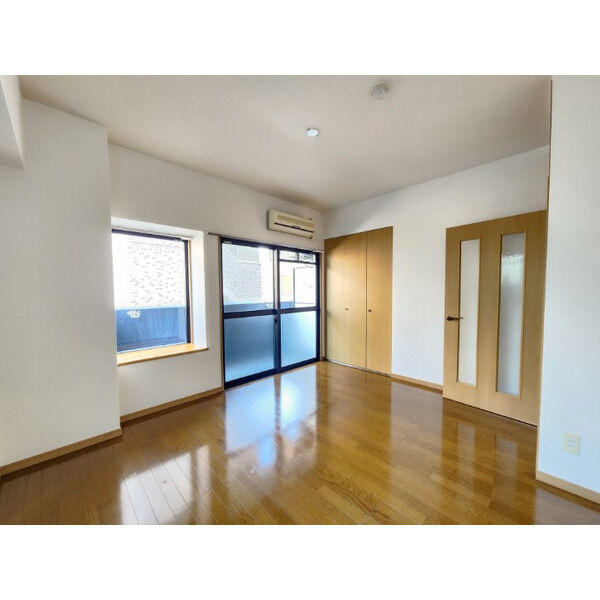 WEST VILLAGE 西公園の居間・リビング