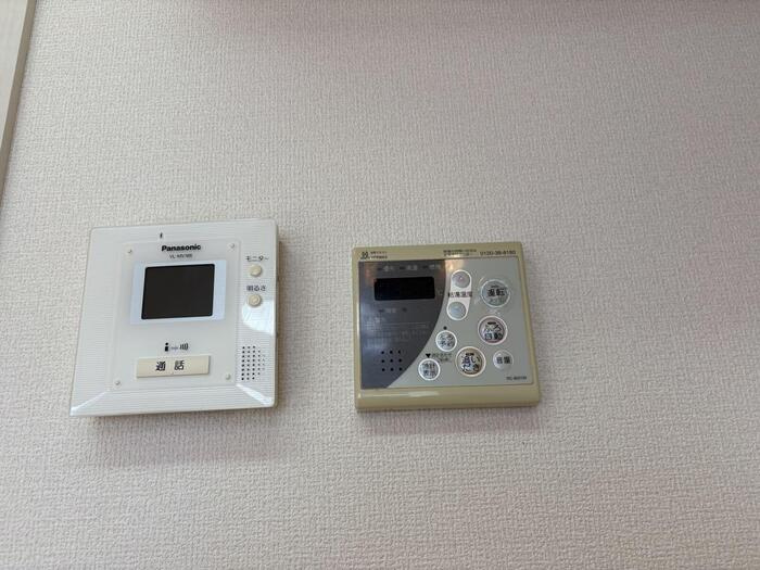 プラム クレイン|モニタ付きインターホン・給湯リモコン