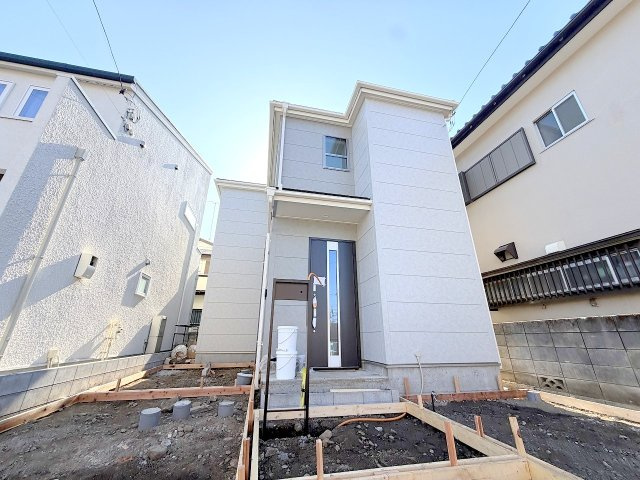 昭島市中神町2丁目  新築戸建の外観