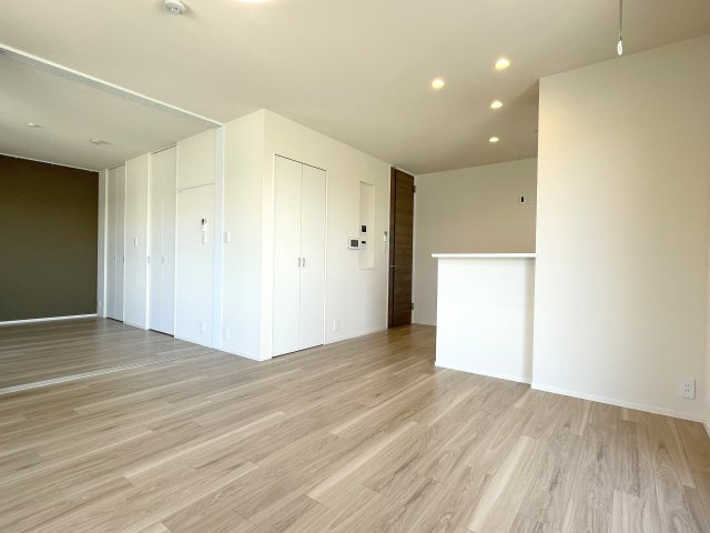 ヘーベルメゾン阿佐ヶ谷の居間・リビング|★バルコニーからリビング★