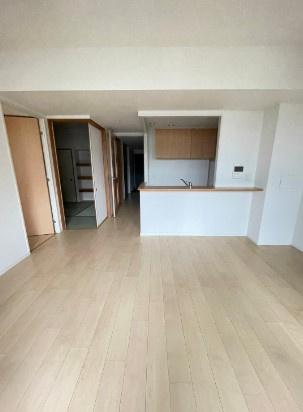 コスモ志村坂上パークビューの居間・リビング