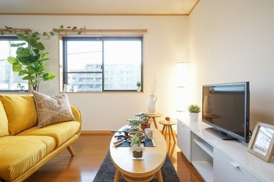 【居間・リビング】 | カサ・コリーナ | 家具・家電はつきません。