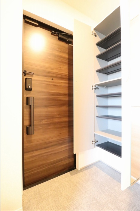 マリポーサ・ブランカの玄関