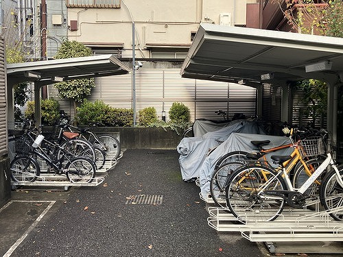 クオリア代々木の駐車場|駐輪場