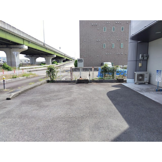 宮島ビルのその他|駐車場