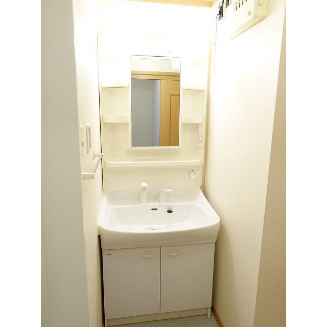 レフィナード　フロール　エフの洗面所