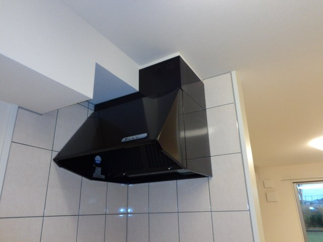ヒューマックス中冨居のキッチン|換気扇