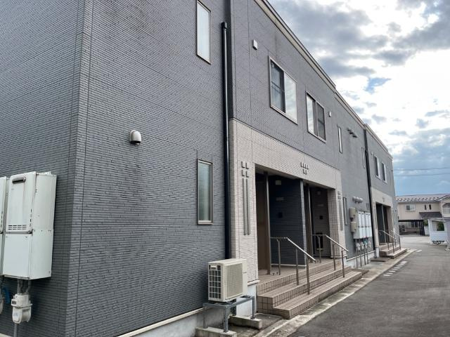 ヒューマックス中冨居の外観|外観写真（昼）