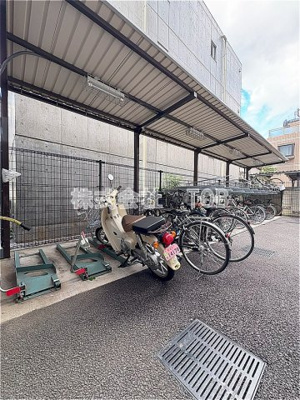 【その他共用部分】 | レジディア笹塚Ⅲ | 駐輪スペース①