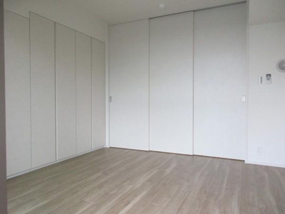 【洋室】 | プレジリア代々木大山町