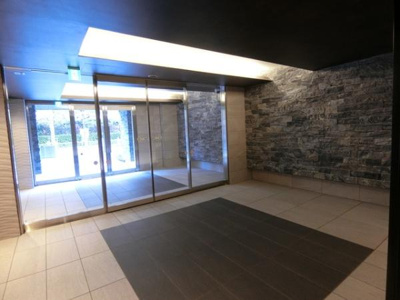 【エントランス】 | BRICK RESIDENCE 築地明石町