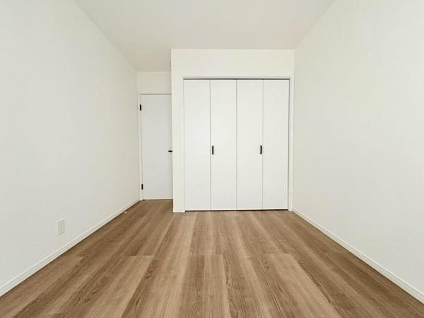 茅ヶ崎市東海岸南４丁目の新築一戸建の子供部屋|子供部屋5.3帖！お子様部屋にもできる広さですので、ご家族構成の変化にも対応できそうですね。