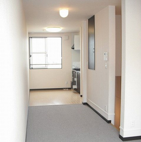 レオネクストフィールドの居間・リビング