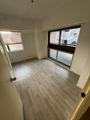 【洋室】 | 丸嶋キョウエイハイツ上井草 | 2面採光・2重窓