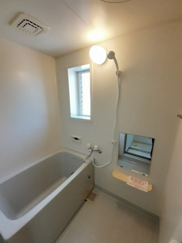 プリムローズＢ棟の浴室