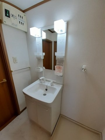 プリムローズＢ棟の洗面所