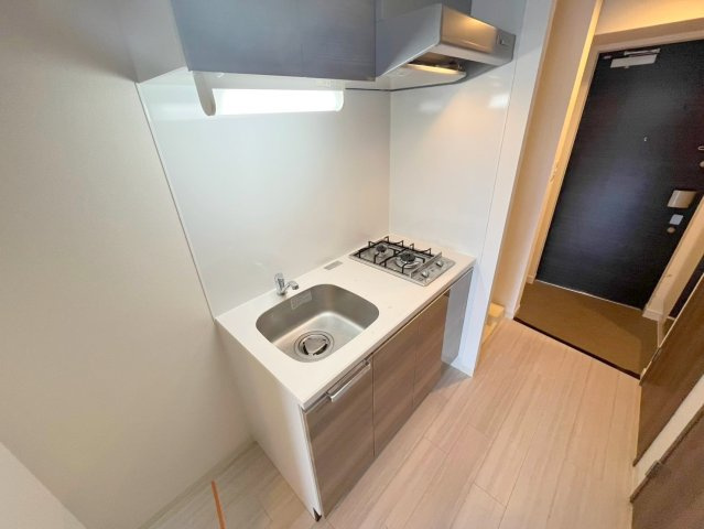 プレサンス新大阪イオリアのキッチン