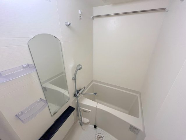 プレサンス新大阪イオリアの浴室