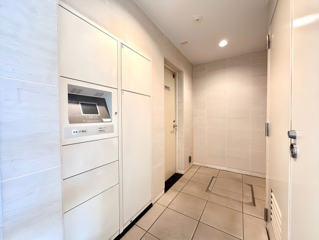 プラウド藤が丘のその他共用部分|宅配ボックス