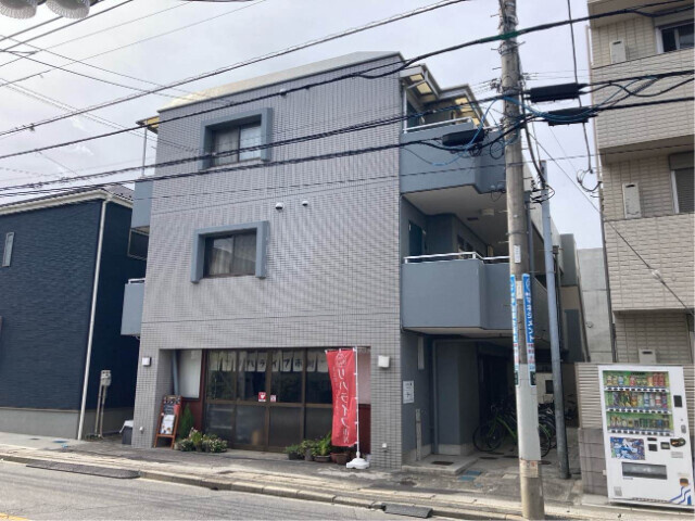 ジュネス八幡の外観