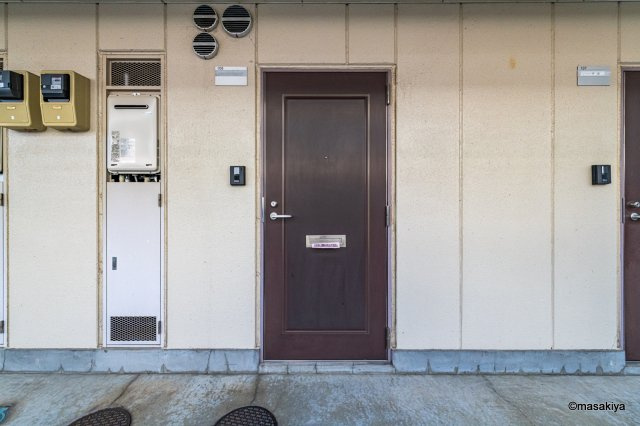 ブラウンヒルズ2番館のエントランス|玄関