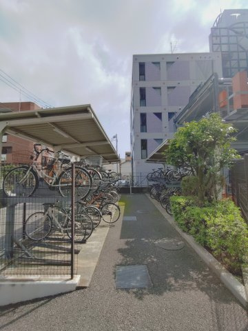【その他共用部分】 | レジディア船橋２ | 敷地内自転車置き場です