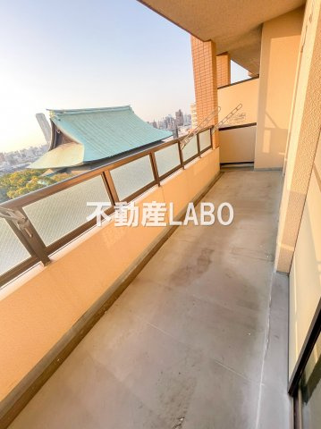メゾンドーム三軒家のバルコニー