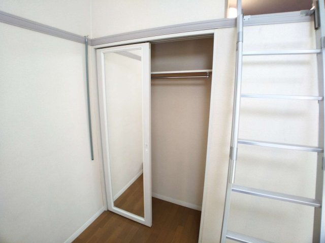レオパレスクオーレの内装|豊富な収納スペース